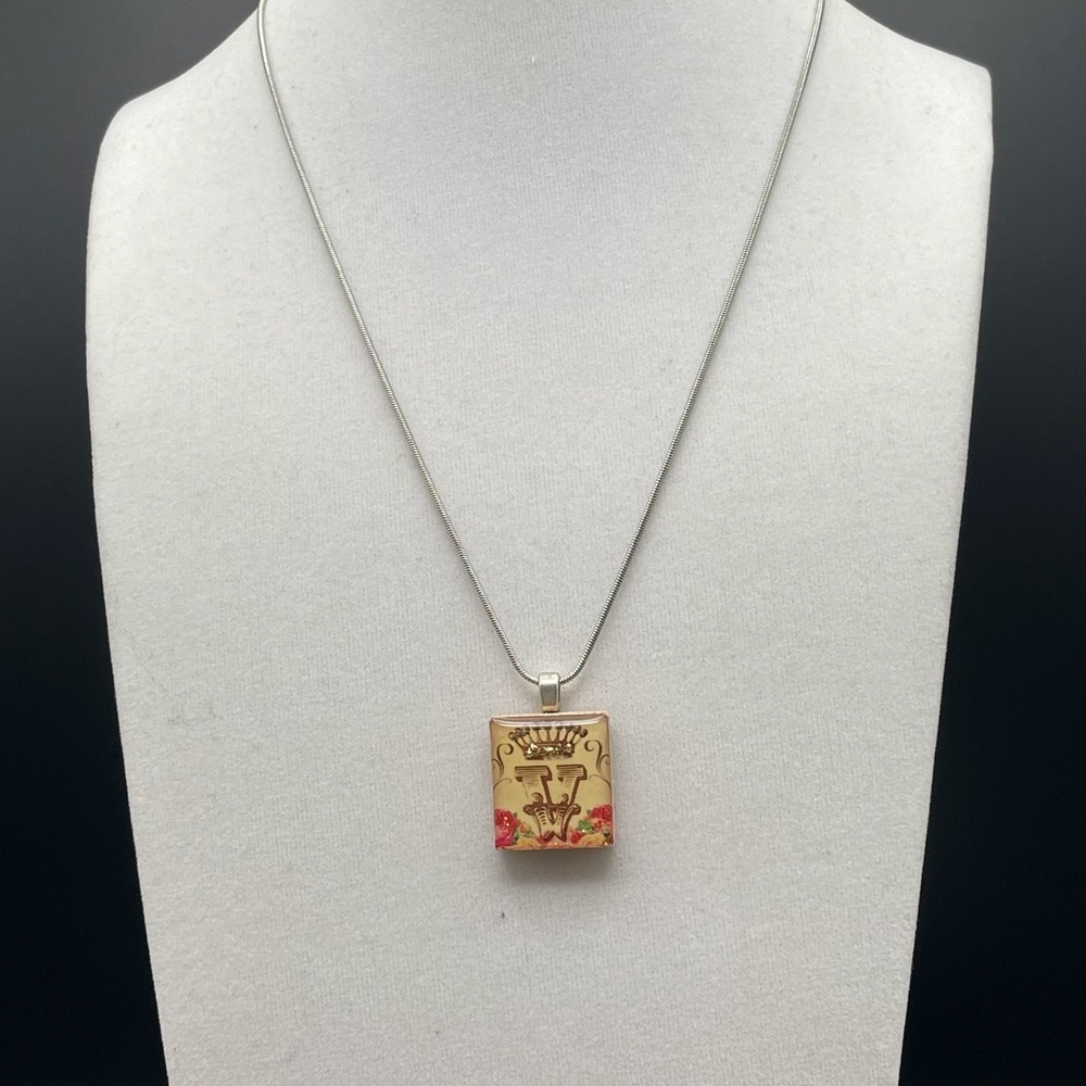 Vintage Initial V Monogram Wood Resin Square Pendant Necklace Silver Snake Chain
